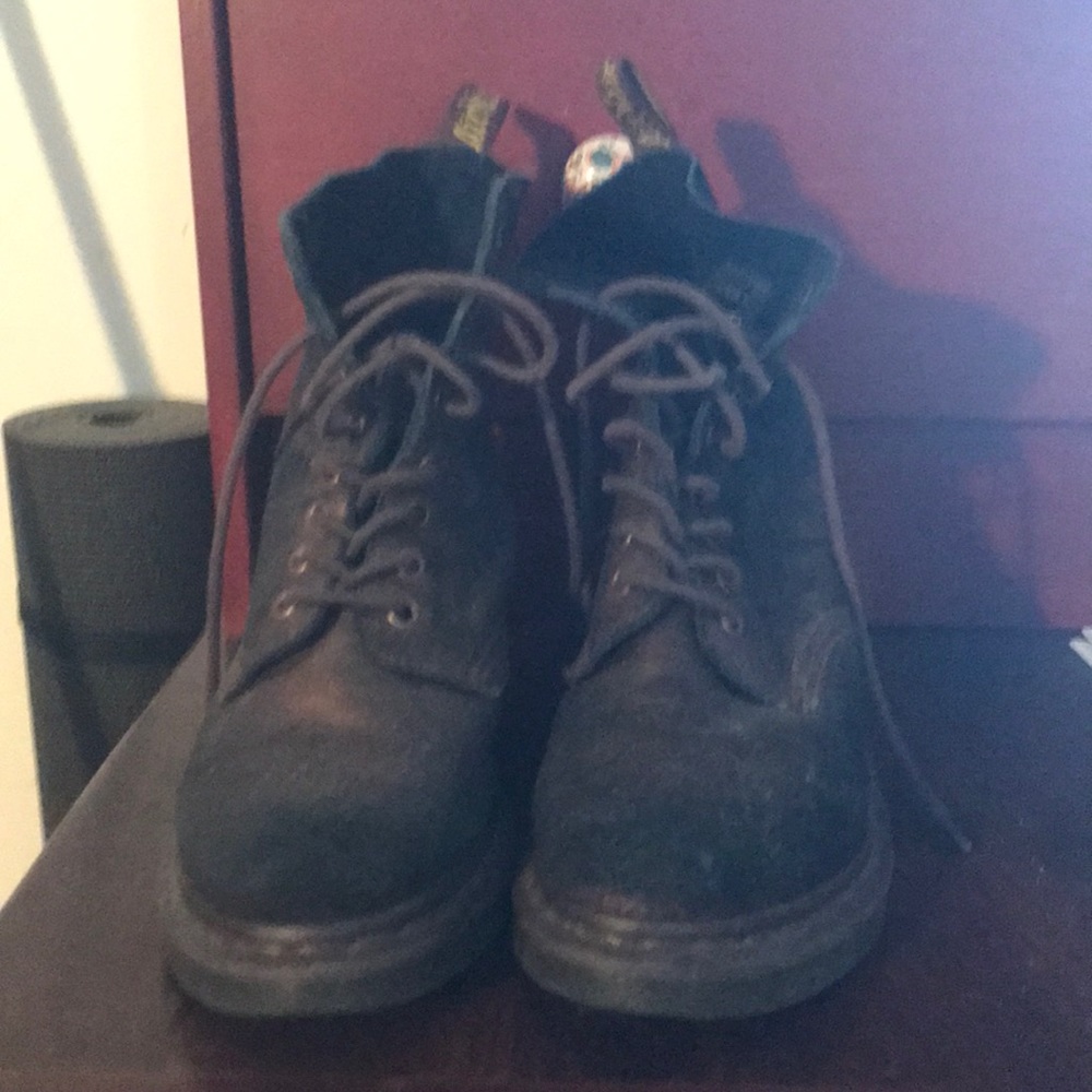 Bronze Dr. Martens with air cushion sole.
